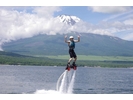 キムタクがフライボードを山中湖で体験!?