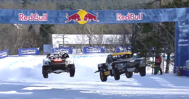 これは間近で感じてみたい！！大迫力の雪上カーレース『Red Bull frozen rush』！！