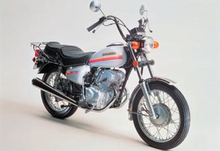 【日本のオートバイの歴史を振り返ろう！】 小回りが効いてゆったり乗るのに最適！「HONDA CM125T」。