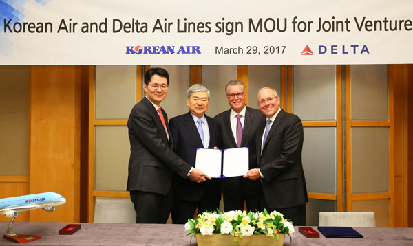 デルタ航空と大韓航空、共同事業の実施で合意　太平洋路線で競争促進