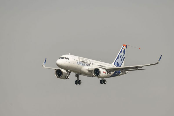エアバスA319neoが初飛行　ハンブルクからトゥールーズへ約5時間飛行