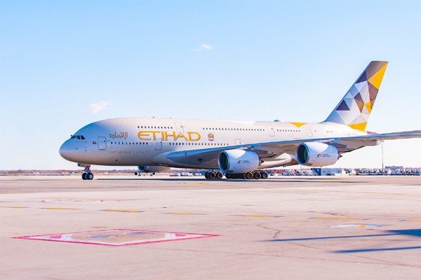 エティハド航空、世界各地で空港送迎の事前予約サービス開始