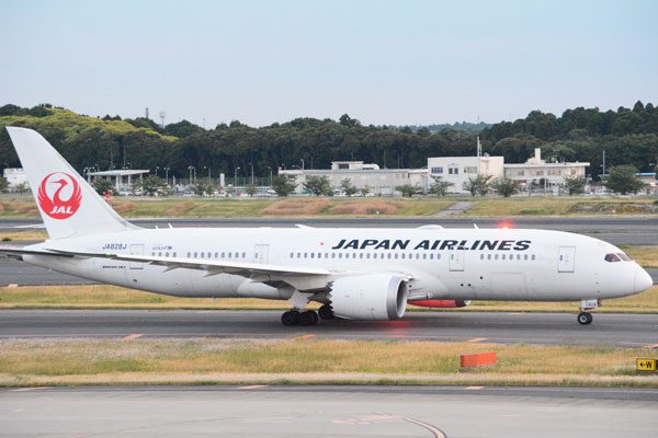 JAL、来年2月から燃油サーチャージ値上げ　欧米往復3万円超に