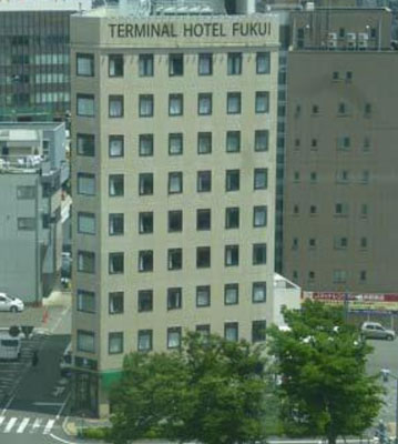 京福電気鉄道、ターミナルホテルフクイを譲受　ビジネスホテル事業開始