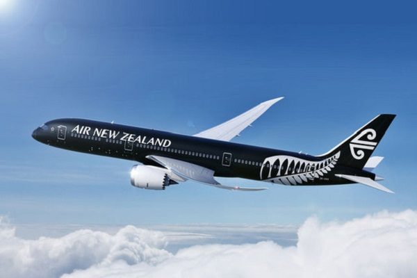 ニュージーランド航空、従業員のタトゥーを容認　多様性を認める職場を目指す