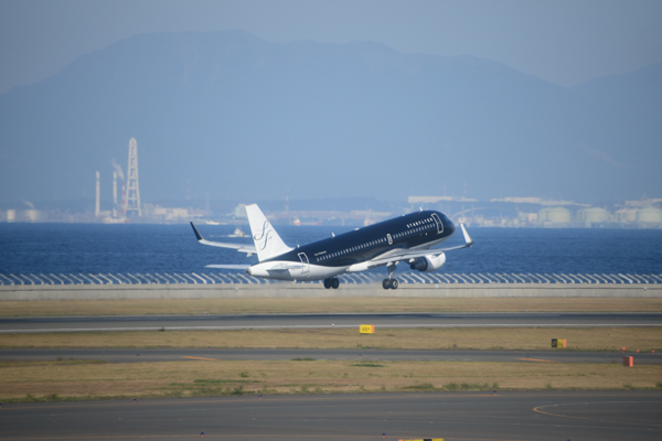 スターフライヤー、東京/羽田〜北九州線を追加減便　3月13日から18日まで、2往復追加
