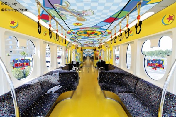 ディズニーリゾートライン、ラッピング列車「ピクサー・プレイタイム・ライナー」を運行　3月17日まで