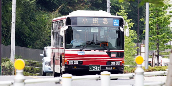 小田急バス、新宿駅西口～よみうりランド系統を減便　6月の休日に1往復運行へ