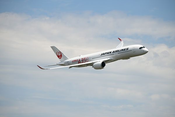 JAL、「艦これ」を手掛けるC2機関とコラボ　東京/羽田発福岡・長崎行きに”提督席”設置