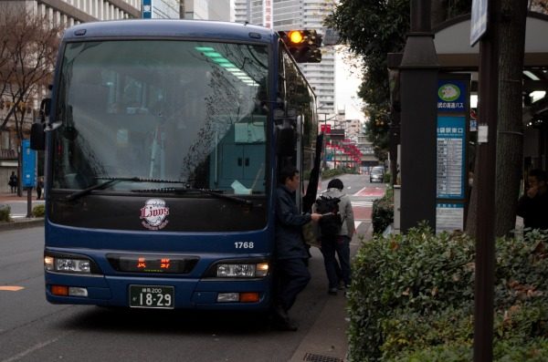 西武バス、高速バス・池袋～長野線から撤退　アルピコ交通東京に移管