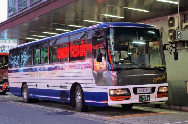 中央高速バス各社、ほぼ全路線で14日も全便運休へ　山交は甲府発新宿行緊急避難用バス運行