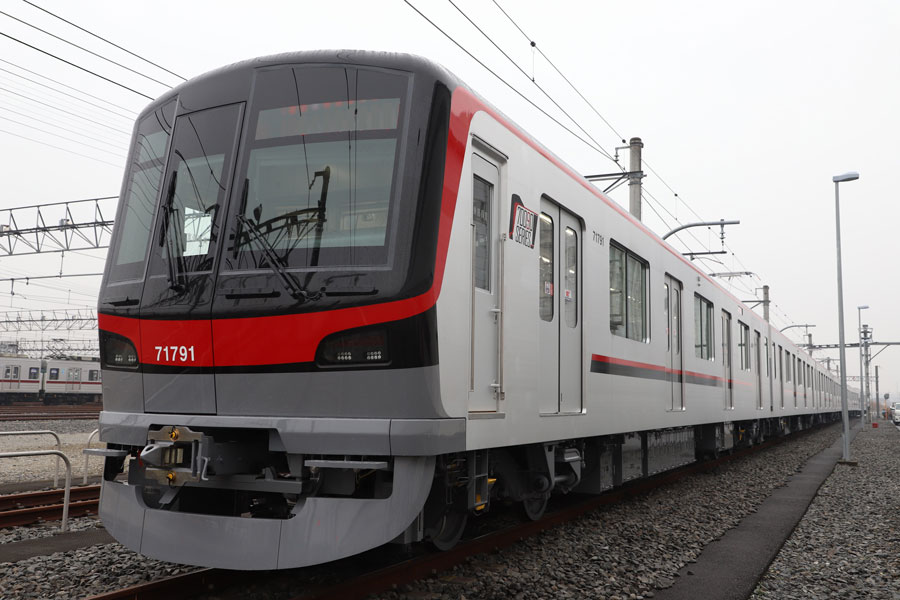 東京メトロ日比谷線と東武スカイツリーライン直通の座席指定列車、名称を「THライナー」に　来年6月6日運行開始