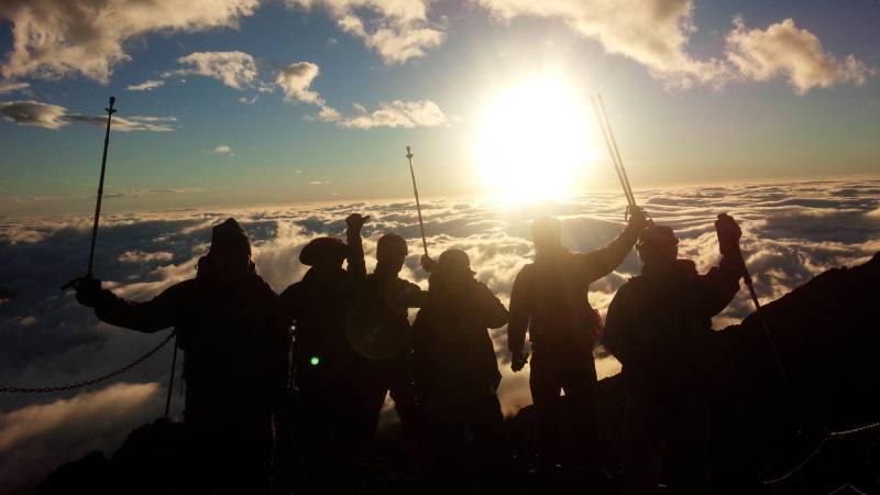 富士登山　ご来光