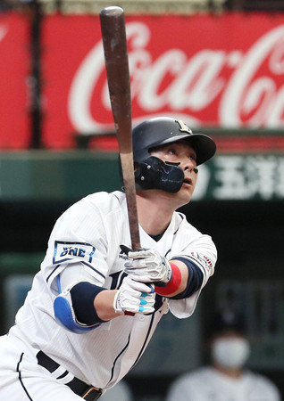 ３８歳栗山、込み上げる思い＝復調示すサヨナラアーチ―プロ野球・西武