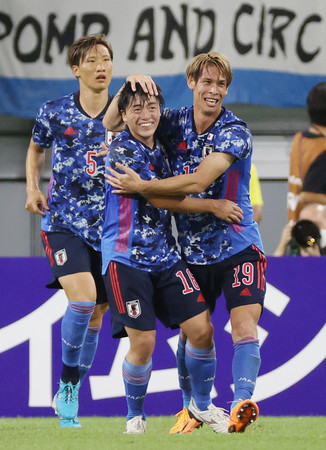 日本、後半に３得点＝東アジアＥ―１サッカー