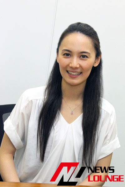 ドラマ「ゴールドウーマン」富永沙織、小雪に憧れる部下役！「鈴木保奈美さんと話していると、心が痛みました」