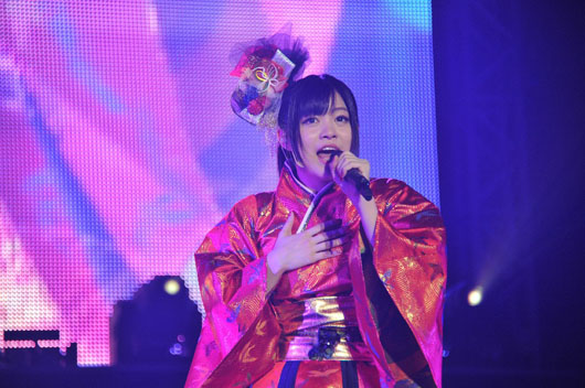 鈴木このみ5000人ライブで29曲熱唱！大迫力の歌唱で魅了【前編】