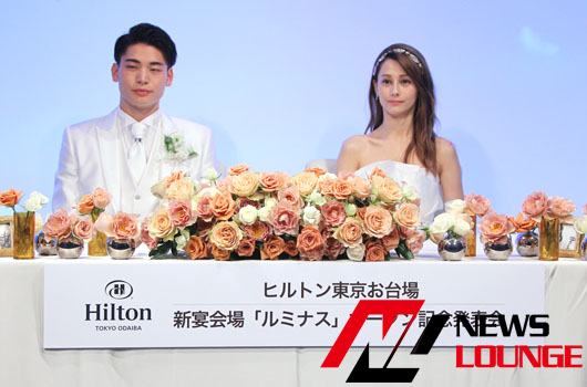 ダレノガレ明美、花婿役のモデル・山岸将也と息ピッタリ！まるで本当の結婚披露宴のような雰囲気