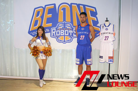 Bリーグ『茨城ロボッツ』新ユニフォームお披露目！ユニフォームスポンサーに『ローリーズファーム』の会社が