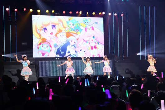 アイドルタイムプリパラ サマーライブ演出満載の昼の部！茜屋日海夏ゆい、にの、みちるを「保護者のような気持ちで見守って」