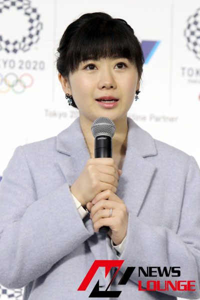 福原愛、出産後初！娘には「日本語と中国語と両方で話しかけています」！ANA五輪デザインの「HELLO 2020 JET」お披露目