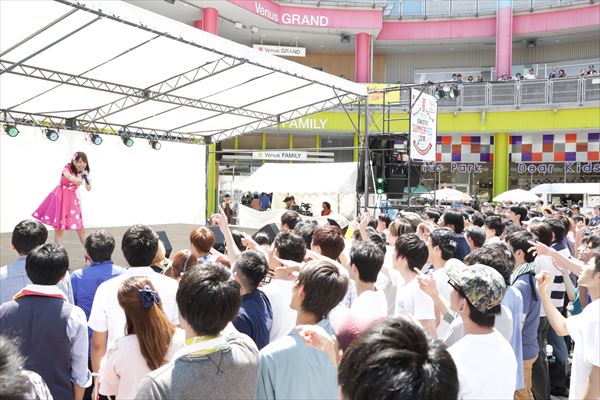 芹澤優 1stシングル「最悪な日でもあなたが好き。」を1000人前に初お披露目！