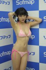 今野杏南 顔に針を打って小顔に大変身？