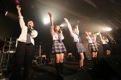 VIC:CESSが制服姿で胸キュン学園パフォーマンス！ 4・29ワンマンライブも