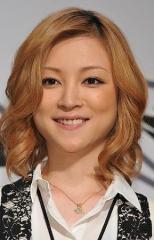 元モー娘。吉澤ひとみ 第一子妊娠発表「新たな家族を迎える喜び」