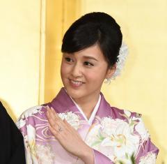 “女性活躍社会の鑑”として期待される藤原紀香