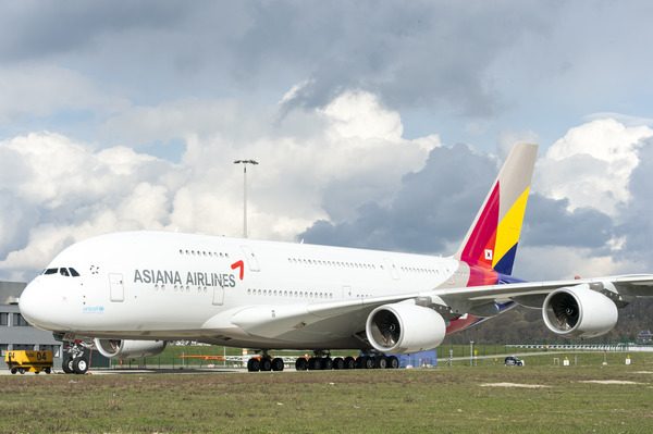 アシアナ航空（エアバスA380型機）