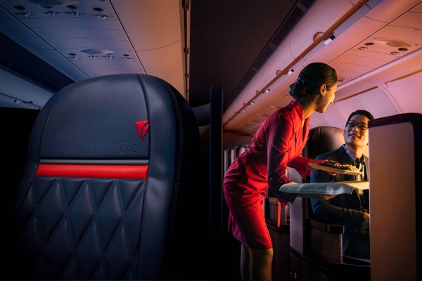 デルタ航空、航空券購入後のスカイマイルでの座席アップグレードに対応