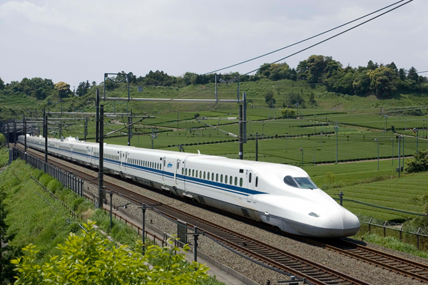 東海道新幹線、7月と8月の運転計画発表　お盆期間は「のぞみ12本ダイヤ」活用、過去最多の1日455本運転