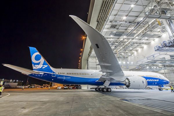 ユナイテッド航空、エンブラエル175型機25機とボーイング787-9型機4機を発注