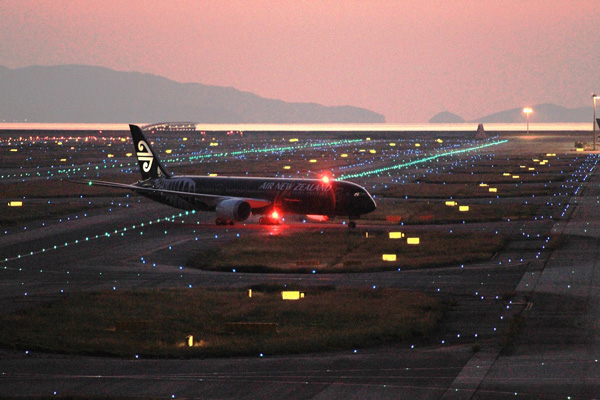 ニュージーランド航空、大阪/関西〜オークランド線を運休　3月30日から