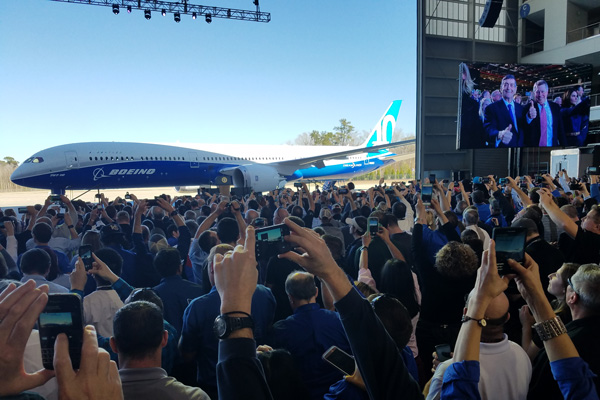 ボーイング、787の生産をノースチャールストンに集約