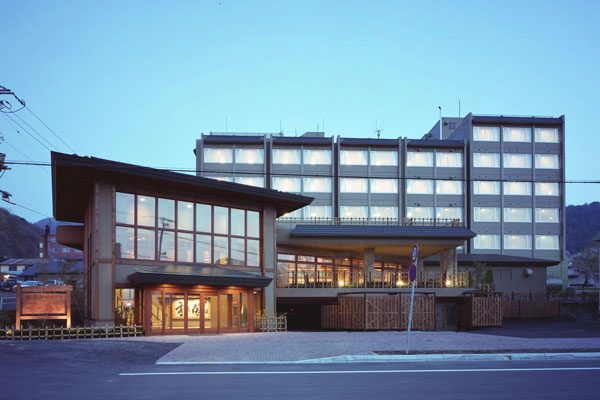 WRO北海道、「洞爺山水ホテル和風」を10月にリブランド