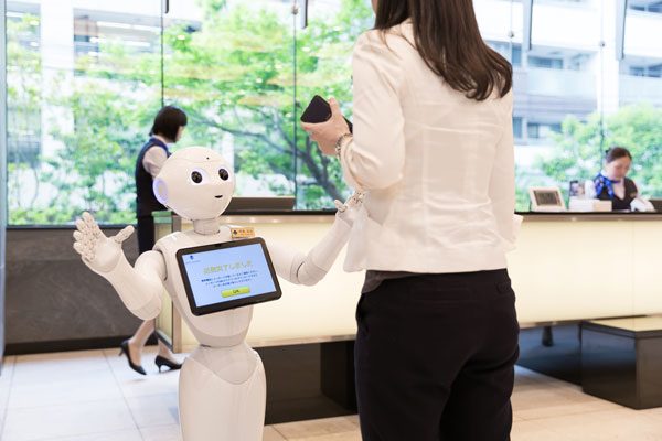 マイステイズ、「Pepper」を東京都内の3店舗に正式導入