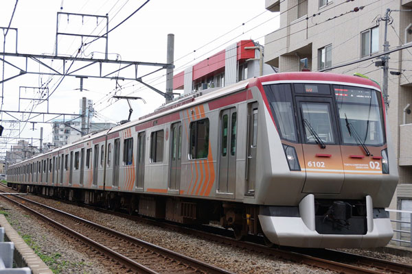 東急、12日午前11時30分頃から列車運転取りやめ　午前9時頃から本数減