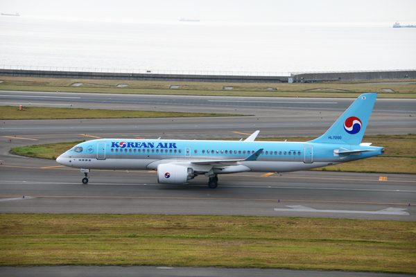 広々とした小型機、大韓航空のエアバスA220-300型機日本線初便に搭乗した【初便レポート】