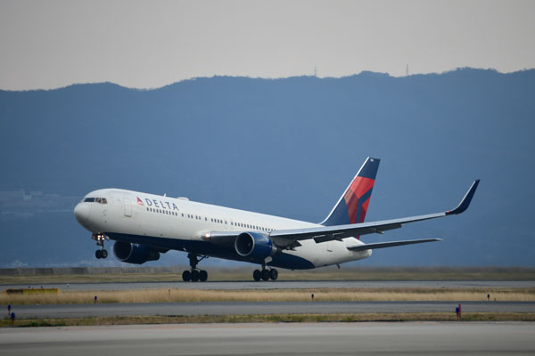 デルタ航空（ボーイング767-300型機）