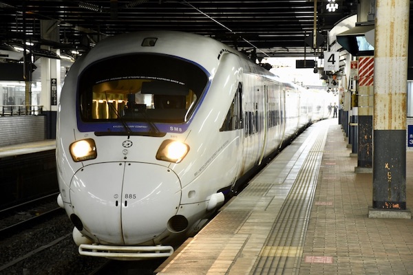 JR九州、一部在来線特急列車の運転計画を見直し　11月1日から運休・運転区間変更の列車が多数