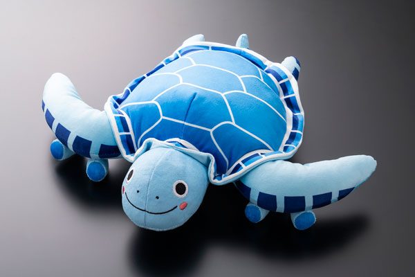 ANA、A380ホノルル線搭乗者に「HONU ぬいぐるみ」を通信販売　売り切れで機内販売できず