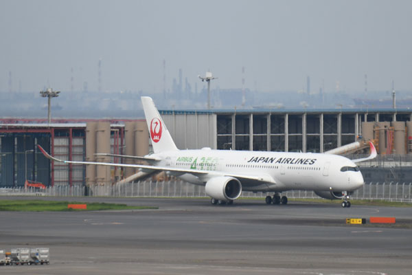 JAL、訪日外国人に国内線航空券を無償提供　7月から9月に最大10万席、「どこかにマイル」活用