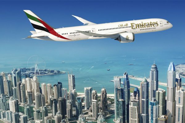 エミレーツ航空、日本発ドバイ行き全クラス利用ホテル2泊無料に　キャンペーン延長