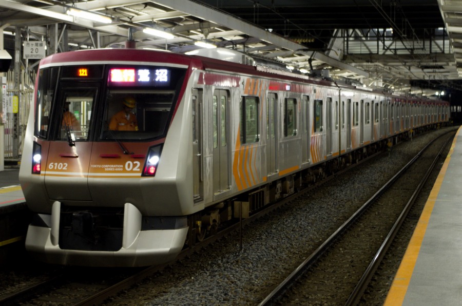 LINE Pay、東急線各駅の券売機でチャージ可能に　手数料なし