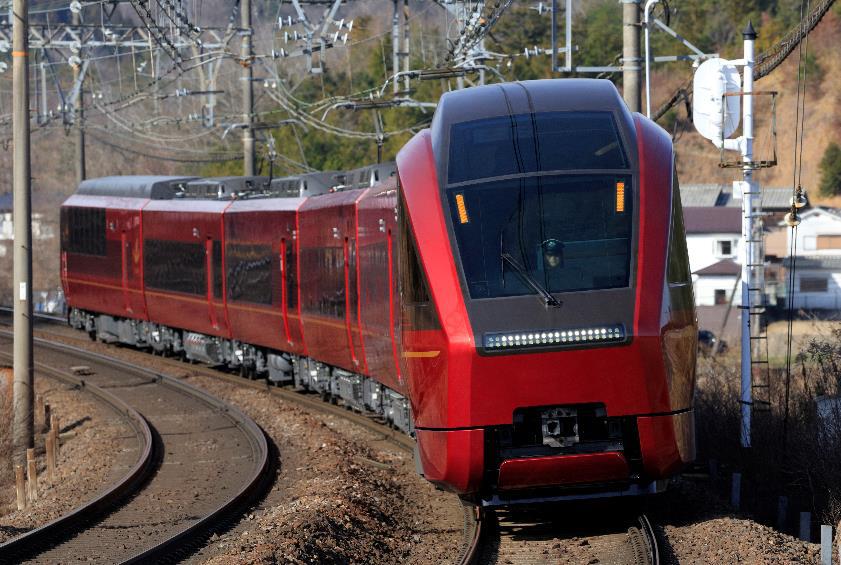 近鉄特急、特急券ネット予約で期間限定最大50％還元　難波～奈良駅間が実質260円など