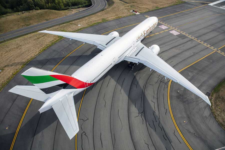 エミレーツ航空（ボーイング777-300ER型機）