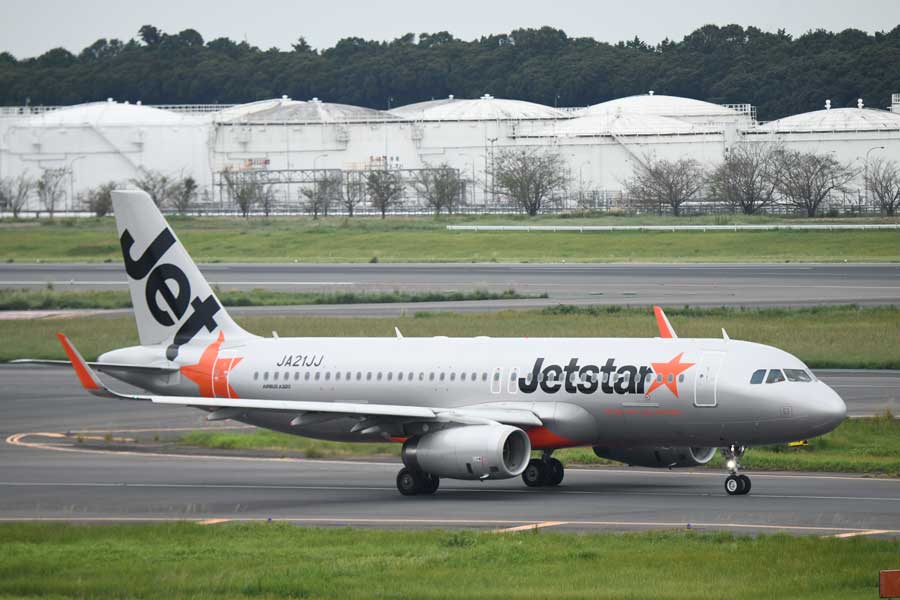 ジェットスター・ジャパン（エアバスA320型機、JA21JJ）