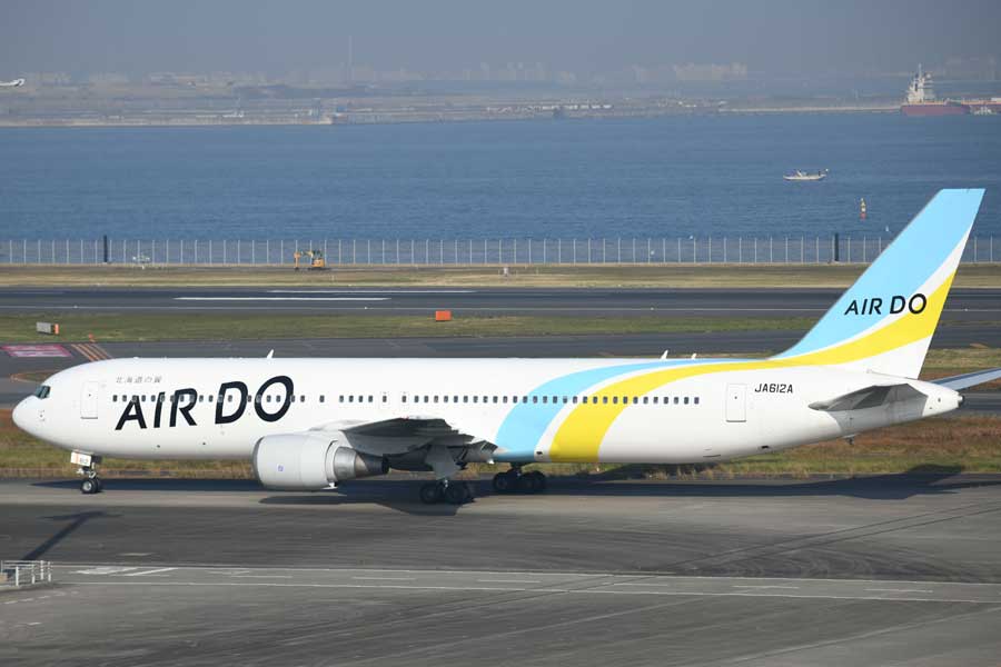 AIRDO（ボーイング767-300ER型機、JA612A）